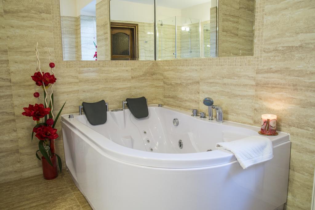 Hotel Mazurski Dworek Mikołajki Zimmer foto