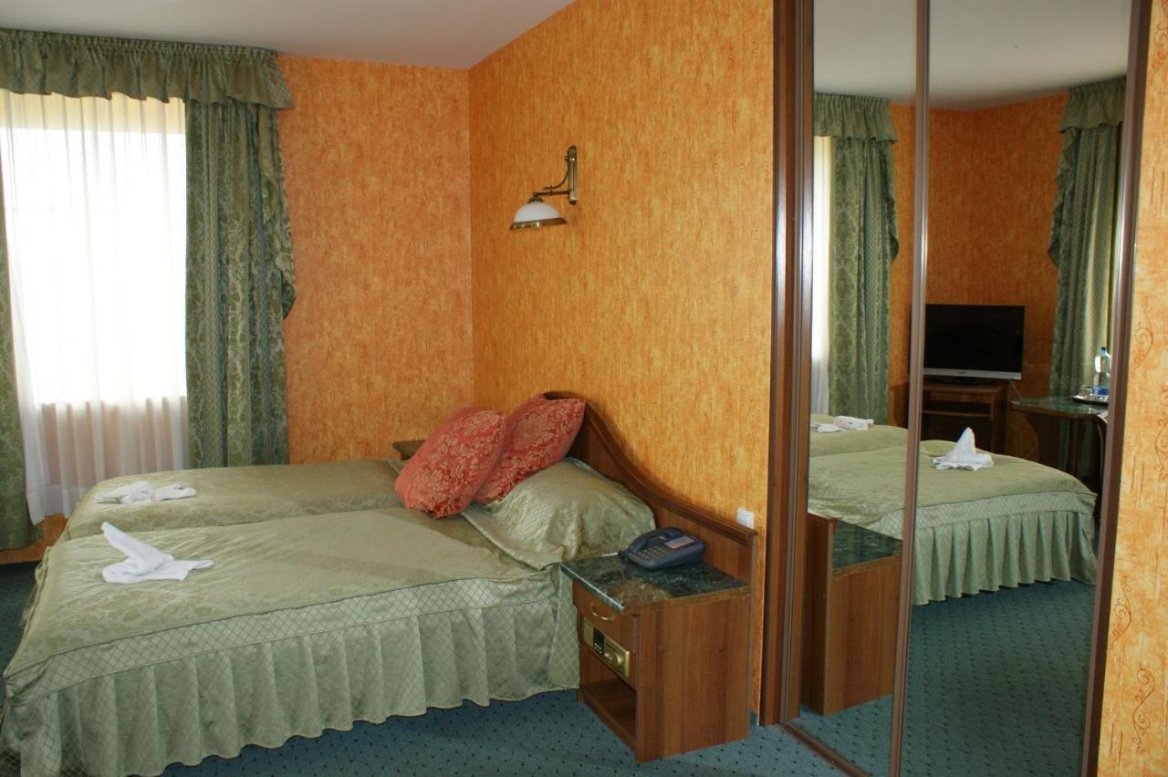 Hotel Mazurski Dworek Mikołajki Zimmer foto
